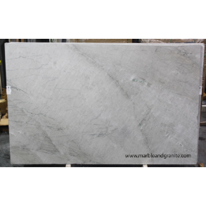 17678 - quartzite countertop